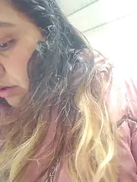 curvy diva  online show from 11-20-25, 10:31