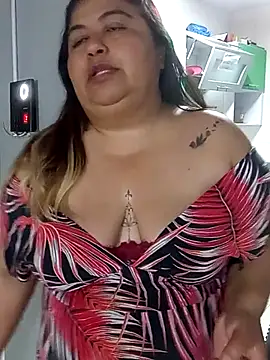 curvy diva  online show from 12-17-25, 10:43