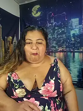 curvy diva  online show from 04-12-26, 02:55