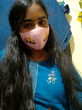 Snapshot of mini-queen chatting on 02-19-26, 08:43 mini-queen online show from 02-19-26, 08:43