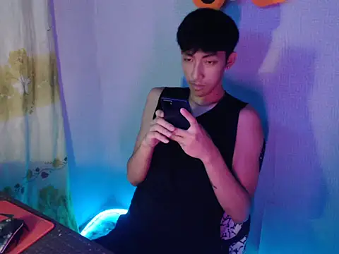 Snapshot of Make_your_ladyxx chatting on 10-23-25, 08:57 Make your ladyxx online show from 10-23-25, 08:57