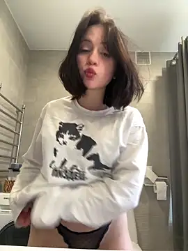 YourLittleDevil online show from 04-25-26, 02:03