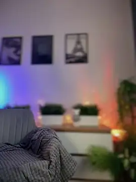 YourLittleDevil online show from 08-01-26, 06:34