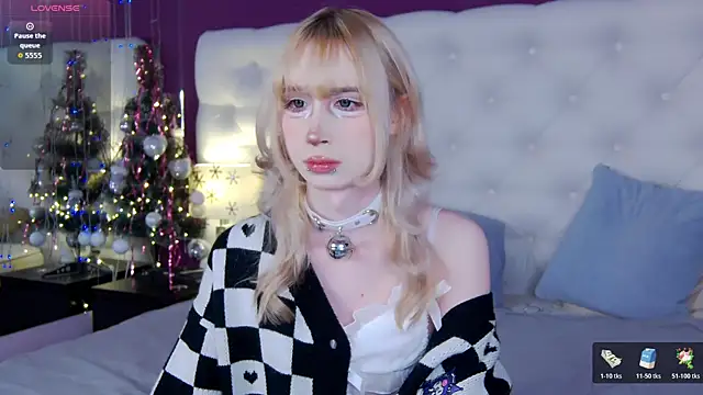 Snapshot of cutetomie chatting on 01-11-26, 09:53 cutetomie online show from 01-11-26, 09:53