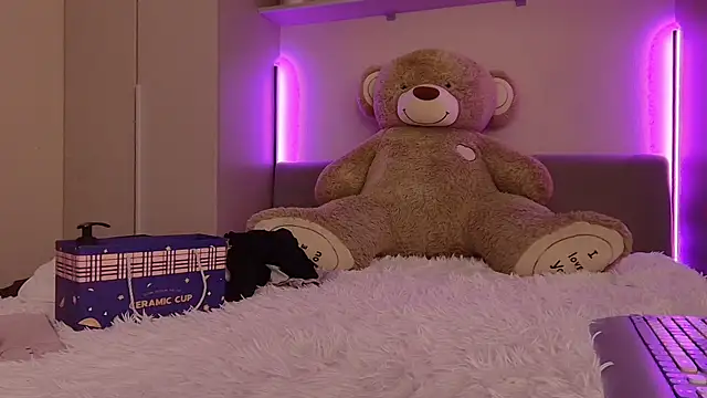 Missss Eva online show from 12-01-25, 09:14