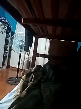 Snapshot of Daniarg10 chatting on 11-18-25, 02:28 Daniarg10 online show from 11-18-25, 02:28