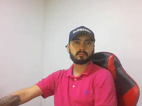 cristopher wallacee online show from 10-05-25, 01:48