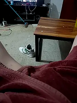 Snapshot of Frnlove521 chatting on 09-22-25, 04:58 Frnlove521 online show from 09-22-25, 04:58