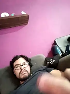 Snapshot of Frnlove521 chatting on 10-12-25, 09:58 Frnlove521 online show from 10-12-25, 09:58