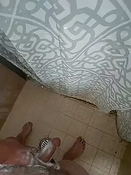 Snapshot of Frnlove521 chatting on 10-26-25, 07:58 Frnlove521 online show from 10-26-25, 07:58