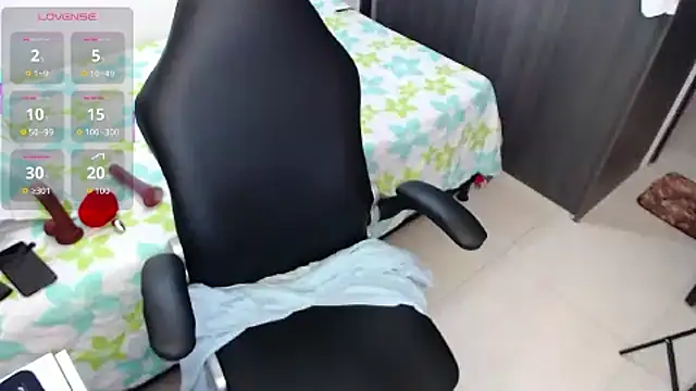 aynarakiss online show from 10-01-25, 03:07