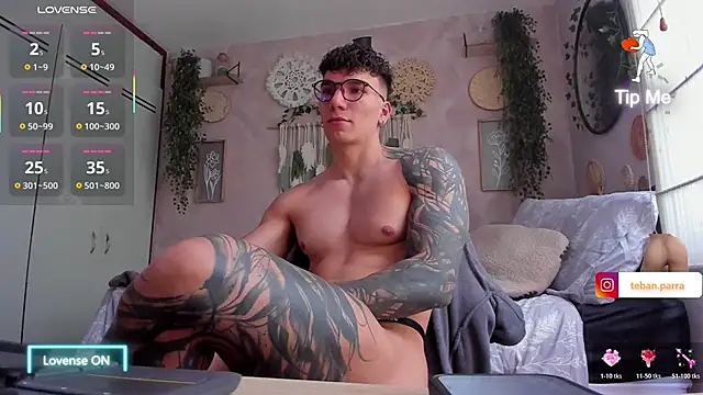 Snapshot of estebandi_do chatting on 11-14-25, 08:07 estebandi do online show from 11-14-25, 08:07