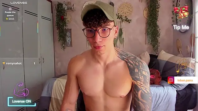 Snapshot of estebandi_do chatting on 01-12-26, 12:21 estebandi do online show from 01-12-26, 12:21