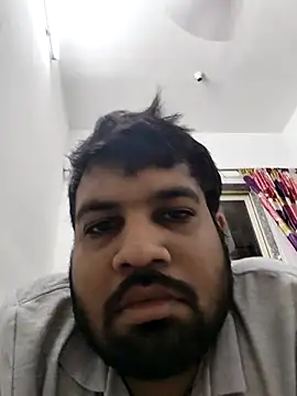 Snapshot of vinay_smalldick chatting on 11-25-25, 02:17 vinay smalldick online show from 11-25-25, 02:17