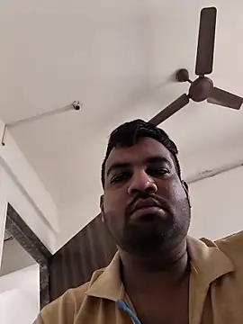 Snapshot of vinay_smalldick chatting on 12-01-25, 06:07 vinay smalldick online show from 12-01-25, 06:07