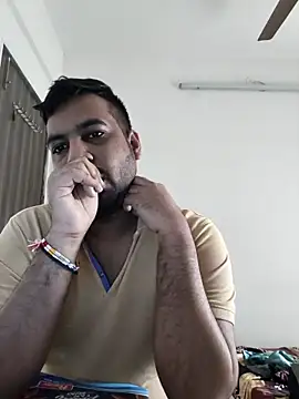 Snapshot of vinay_smalldick chatting on 12-05-25, 01:58 vinay smalldick online show from 12-05-25, 01:58