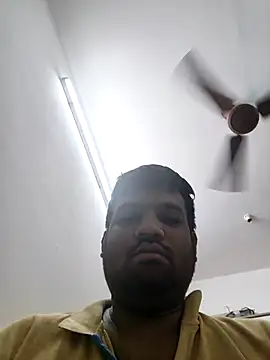 Snapshot of vinay_smalldick chatting on 01-13-26, 11:43 vinay smalldick online show from 01-13-26, 11:43