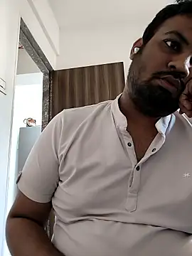 Snapshot of vinay_smalldick chatting on 01-18-26, 11:47 vinay smalldick online show from 01-18-26, 11:47