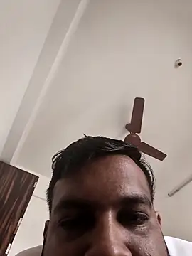 Snapshot of vinay_smalldick chatting on 02-13-26, 08:21 vinay smalldick online show from 02-13-26, 08:21