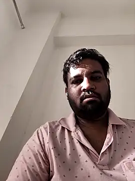 vinay smalldick online show from 06-18-26, 02:12