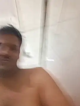 Snapshot of chiikuloveu chatting on 11-05-25, 06:46 chiikuloveu online show from 11-05-25, 06:46