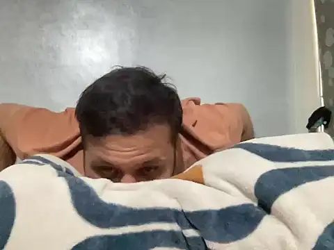 Snapshot of chiikuloveu chatting on 02-20-26, 03:14 chiikuloveu online show from 02-20-26, 03:14