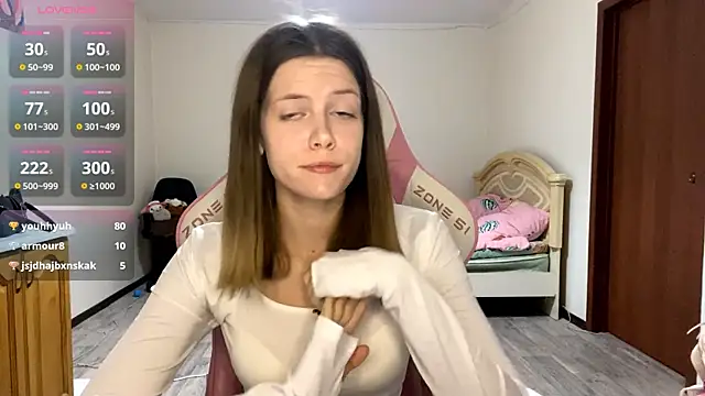 VibeQueenLucy online show from 09-15-25, 04:18