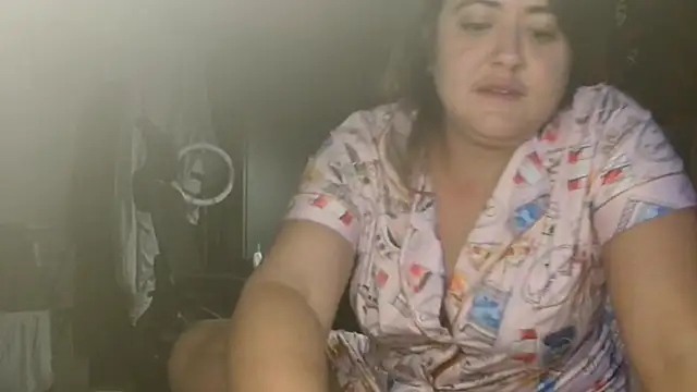 Snapshot of Prill940 chatting on 11-11-25, 06:57 Prill940 online show from 11-11-25, 06:57