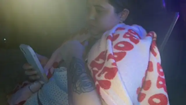 Snapshot of Prill940 chatting on 11-19-25, 07:36 Prill940 online show from 11-19-25, 07:36