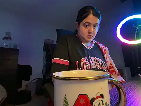 Snapshot of Prill940 chatting on 02-03-26, 07:35 Prill940 online show from 02-03-26, 07:35