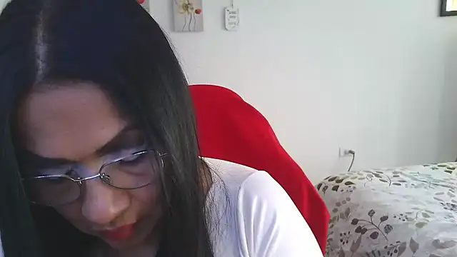 LissafeetHott online show from 05-07-26, 06:46