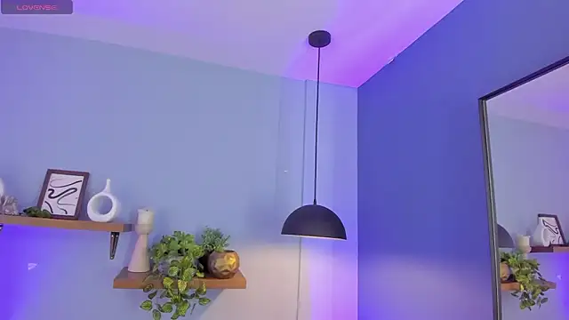 Snapshot of Cristalfoxy_ chatting on 03-12-26, 08:15 Cristalfoxy online show from 03-12-26, 08:15