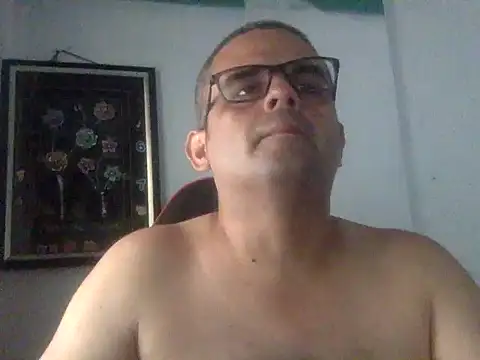 Snapshot of Katracho6969 chatting on 05-06-26, 05:29 Katracho6969 online show from 05-06-26, 05:29