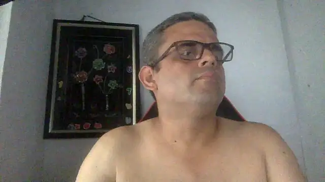 Snapshot of Katracho6969 chatting on 06-08-26, 07:03 Katracho6969 online show from 06-08-26, 07:03