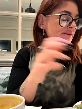 Snapshot of IrishmilfAnna chatting on 09-16-25, 01:23 IrishmilfAnna online show from 09-16-25, 01:23