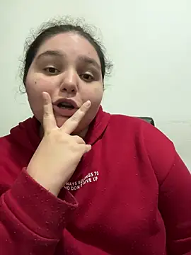 Snapshot of PortuPAWG chatting on 05-15-26, 11:01 PortuPAWG online show from 05-15-26, 11:01