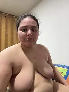 Snapshot of PortuPAWG chatting on 05-16-26, 12:07 PortuPAWG online show from 05-16-26, 12:07
