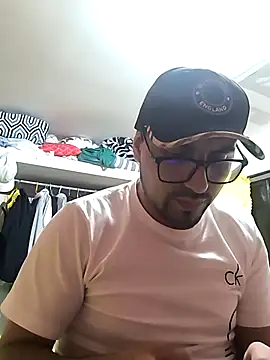 Snapshot of Jharicio-89 chatting on 11-03-25, 04:03 Jharicio-89 online show from 11-03-25, 04:03