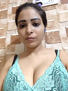 Snapshot of QUEEN-ADITI chatting on 09-10-25, 01:16 QUEEN-ADITI online show from 09-10-25, 01:16