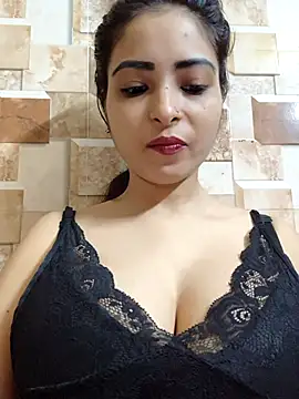 Snapshot of QUEEN-ADITI chatting on 09-16-25, 02:18 QUEEN-ADITI online show from 09-16-25, 02:18