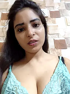 Snapshot of QUEEN-ADITI chatting on 09-29-25, 03:00 QUEEN-ADITI online show from 09-29-25, 03:00