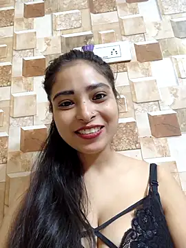 Snapshot of QUEEN-ADITI chatting on 10-10-25, 03:22 QUEEN-ADITI online show from 10-10-25, 03:22