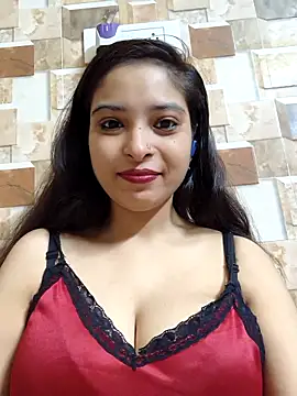 Snapshot of QUEEN-ADITI chatting on 10-12-25, 02:38 QUEEN-ADITI online show from 10-12-25, 02:38