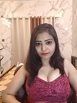 Snapshot of QUEEN-ADITI chatting on 02-24-26, 04:27 QUEEN-ADITI online show from 02-24-26, 04:27
