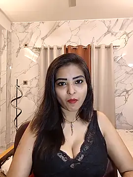 Snapshot of QUEEN-ADITI chatting on 03-02-26, 06:15 QUEEN-ADITI online show from 03-02-26, 06:15
