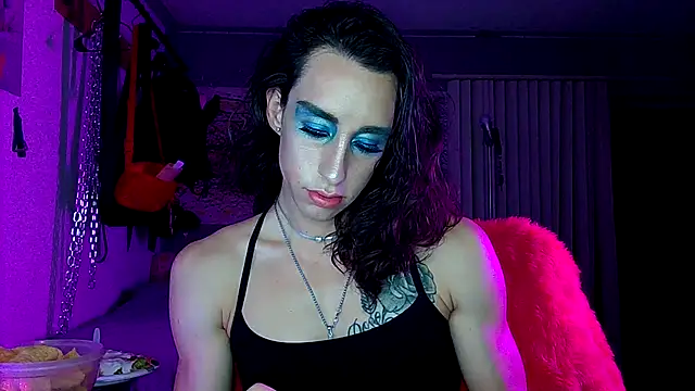 xoFrankie online show from 09-19-25, 03:08