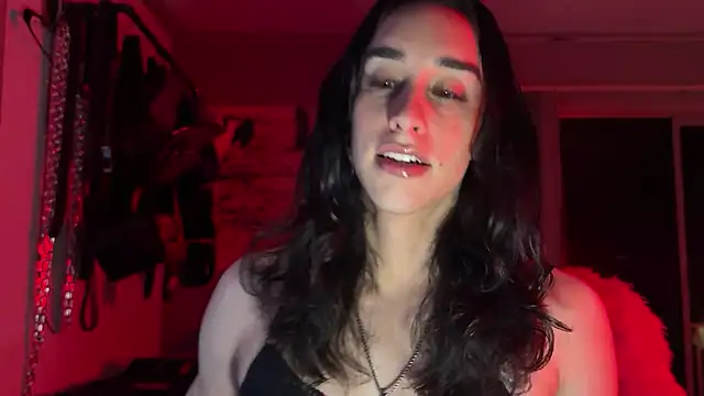 xoFrankie online show from 03-26-26, 04:07