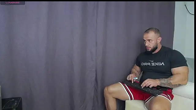 Snapshot of RickyMiami1 chatting on 09-11-25, 05:57 RickyMiami1 online show from 09-11-25, 05:57