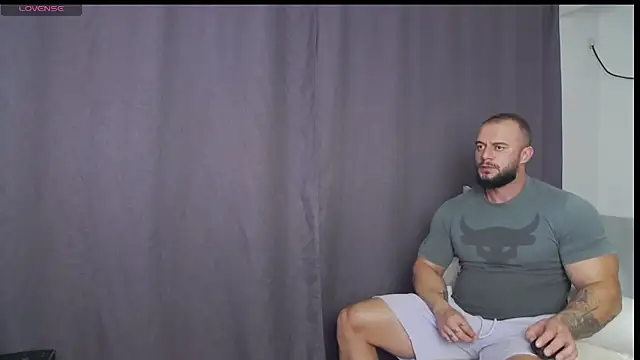 Snapshot of RickyMiami1 chatting on 09-23-25, 05:49 RickyMiami1 online show from 09-23-25, 05:49