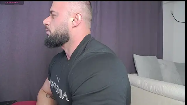 Snapshot of RickyMiami1 chatting on 10-04-25, 05:55 RickyMiami1 online show from 10-04-25, 05:55